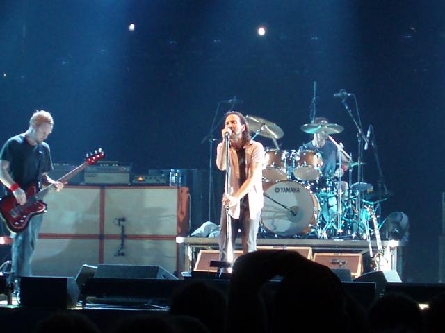 Rockin in a the free world Rockin in a the free world